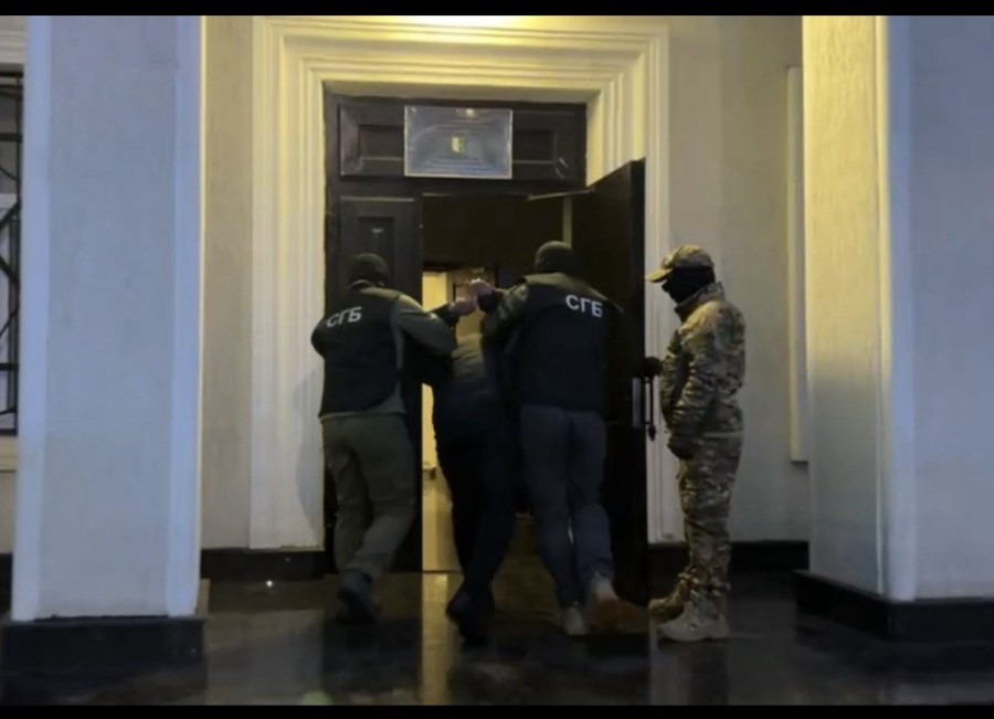 Сотрудниками СГБ РА  задержаны граждане Узбекистана за незаконный оборот наркотических средств